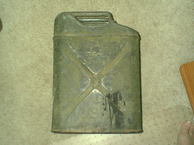 Jeep_jerry_can_side_view