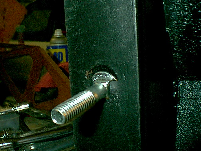 Jeep_radiator_bolt