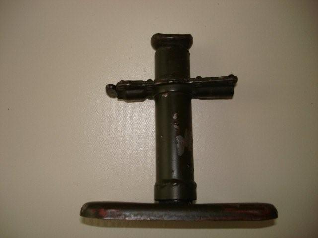 M-151Jack025