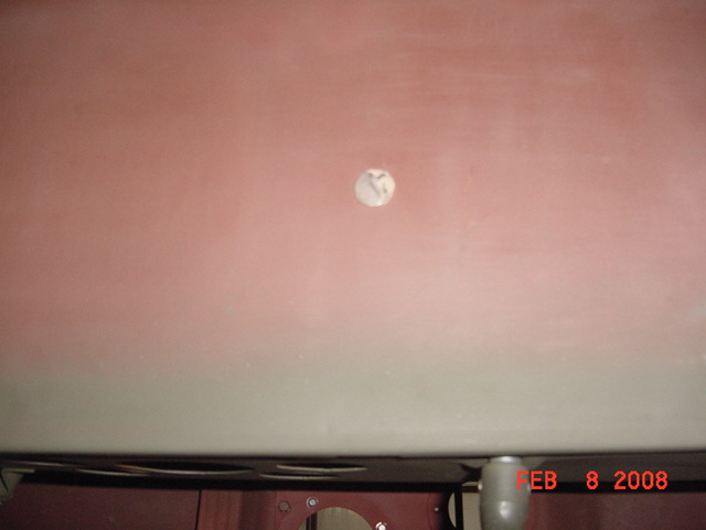 Metal close out on top of cowl