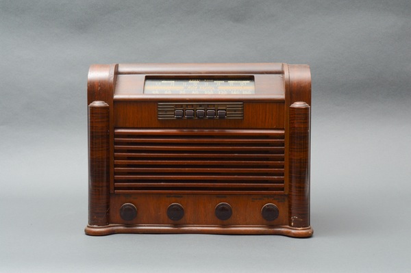 RCA_28x5_radio