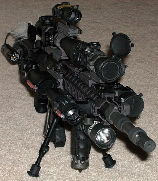 Rifle_with_accessories