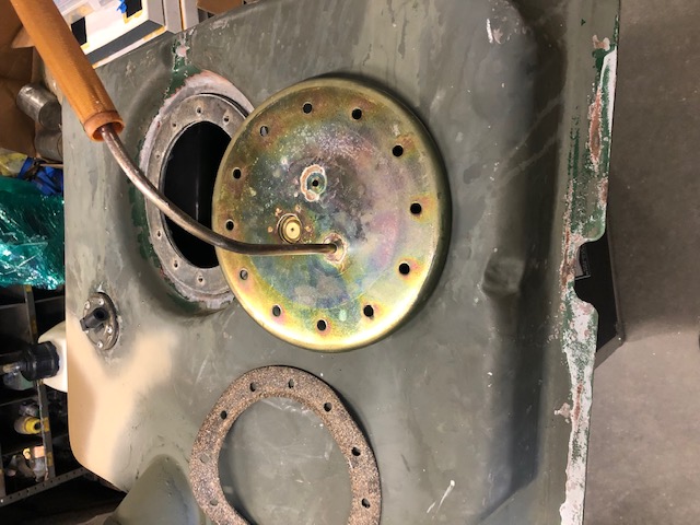 fuel_tank_lid_inside