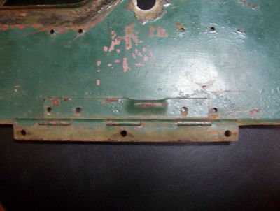 glovebox_door_1
