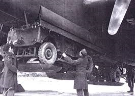 jeep_in_bomb_bay