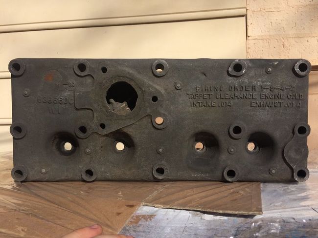 10-30_PLAIN_MB_cylinder_head_1