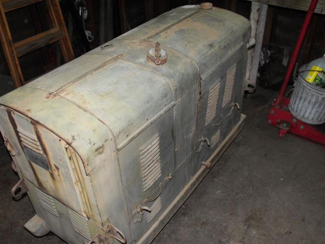 1942 Hobart Bros. Gasoline Electric Generating M5
