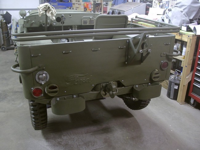 2006_03160002_gpw_rear_panel_OD
