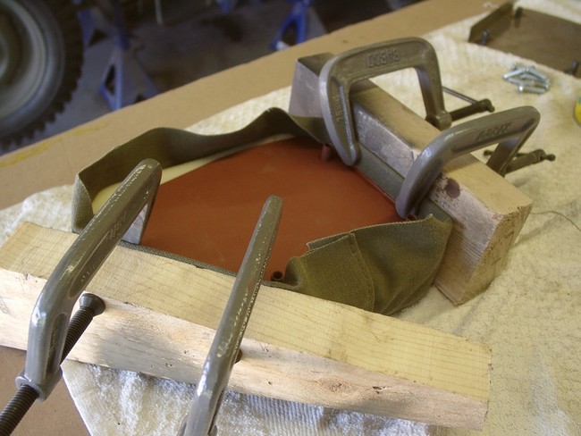 2006_04220006_gpw_crash_pads_glue_clamps