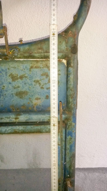 Early MB Windshield Assembly Details