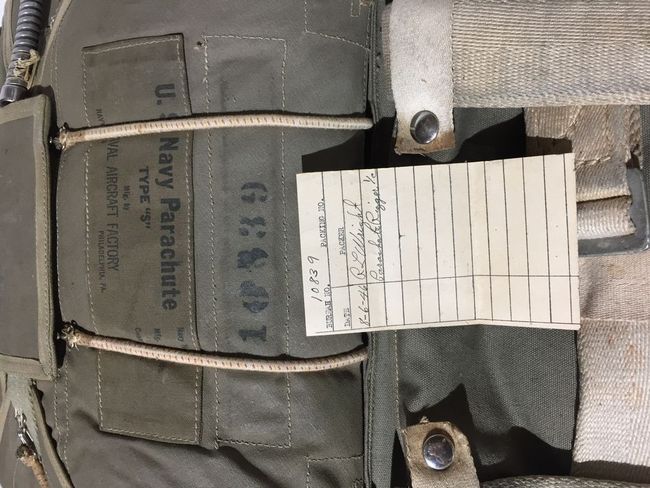 Navy seat parachute riggers card