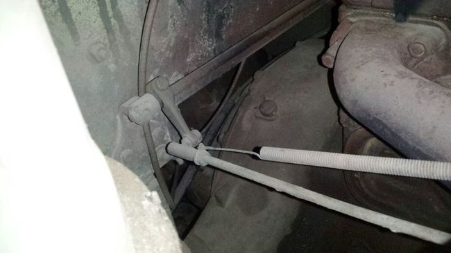 Throttle linkage