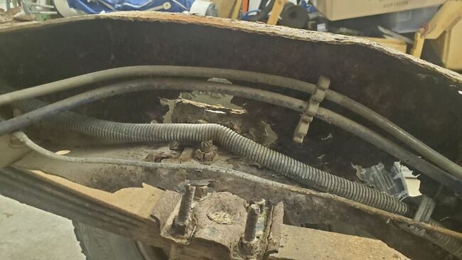 2025_06_09_03_LIF_aboue_U_bolts