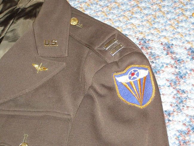 4th_AF_Officer_02