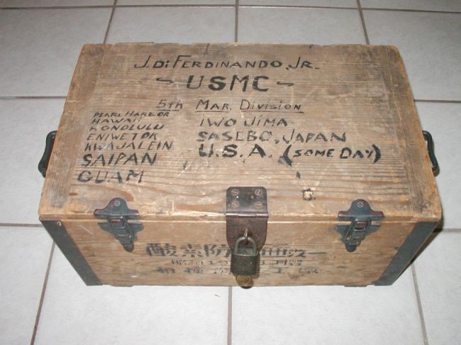 5th MarDiv Souvenir Chest