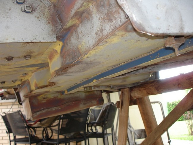 Yellow paint under GPW sandblast