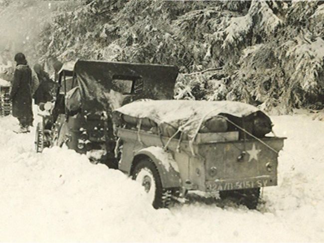 Ardennes_Jeeps2