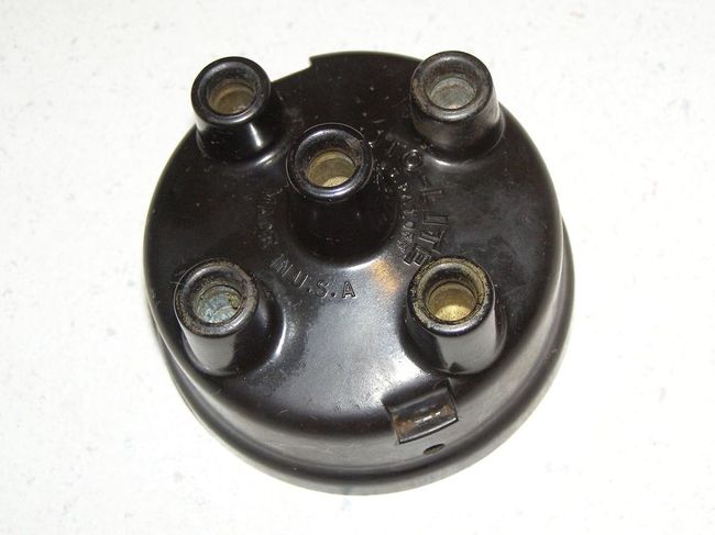 AutoLite_Dist_Cap_001