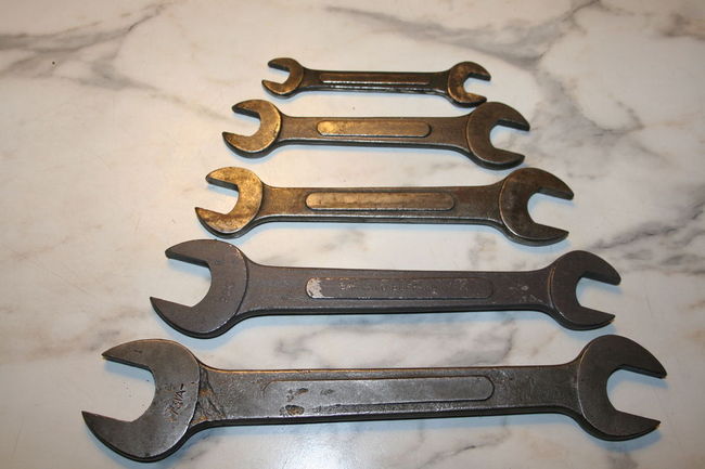 BARCALO_SET_WRENCHES