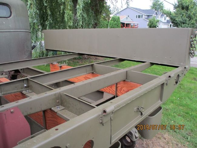 Bed_Sides_Installed_2_