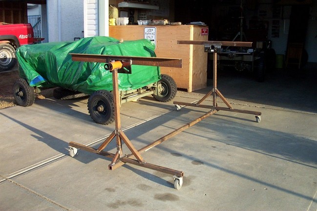 Bench_in_garage_outside