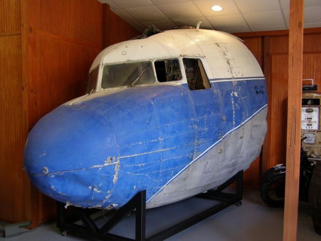 C-47_43-15137_003