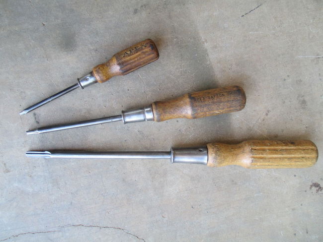 WW2 era APEX Clutch Head Screwdriver Set