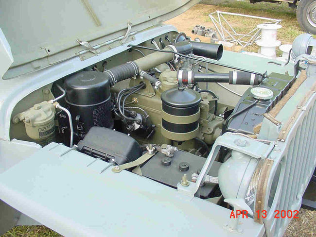 Chucks_Navy_Jeep_Inside_of_engine_right_side