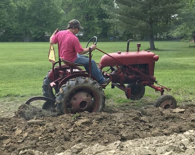 1947 farmall cub plowing