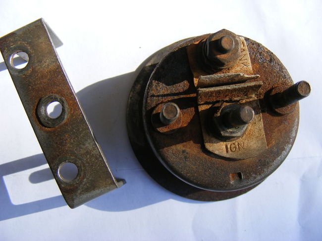 Gauge Rear