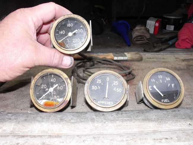 Chevy Instruments