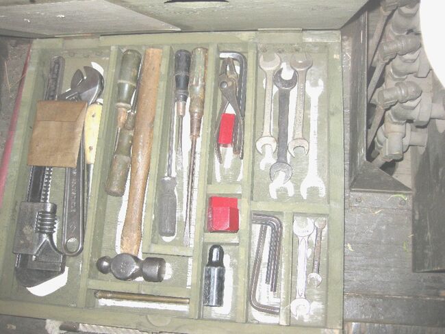 DUKW_tool_box-1