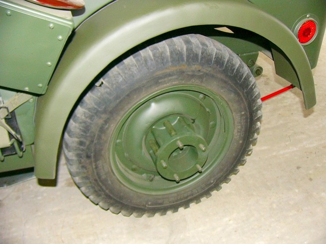 Dual_fenders_and_tires_008