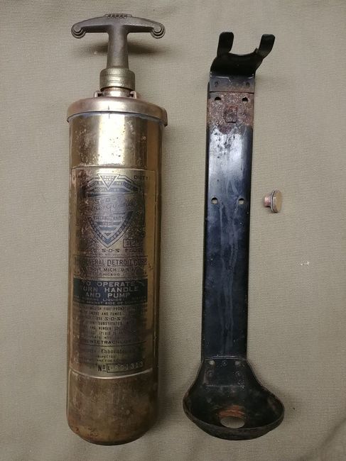 Fire_Guard_FE_with_Brass_Tag_Bracket