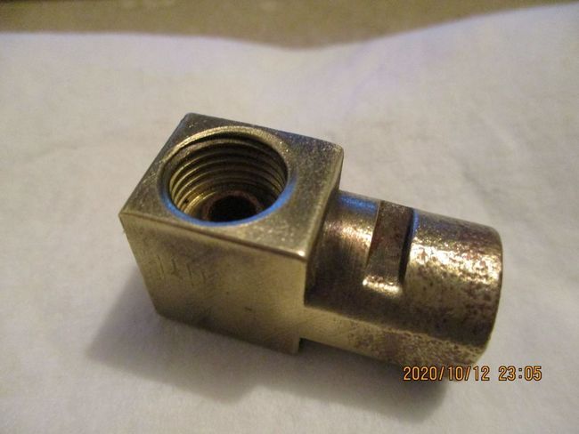 Fuel_Junction_Block_at_Strainer_1_