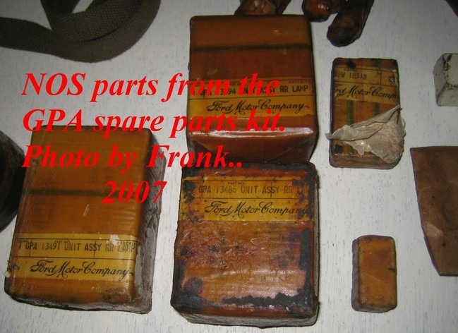 GPA_kit_lamps_and_pins