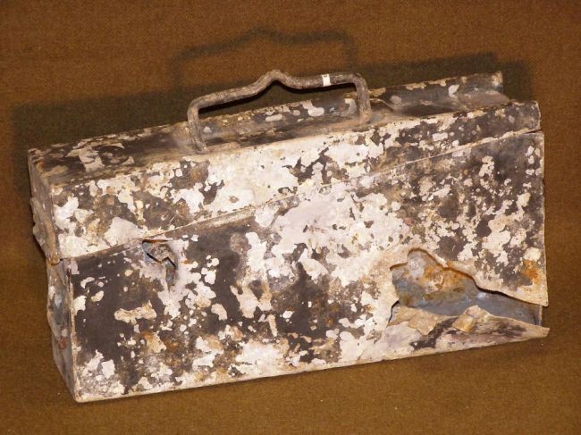 German_Ammo_Box_02