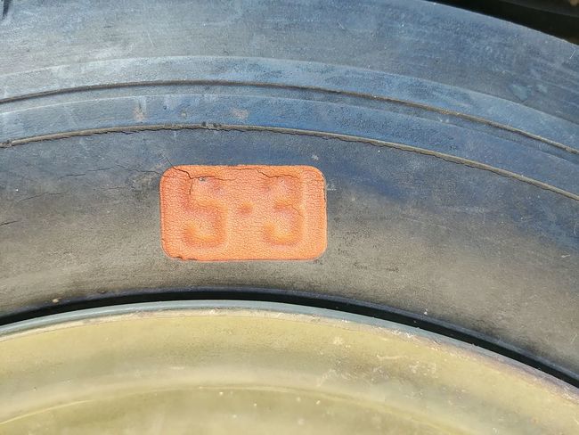 Hand_Cart_Tires_S-3_Marking