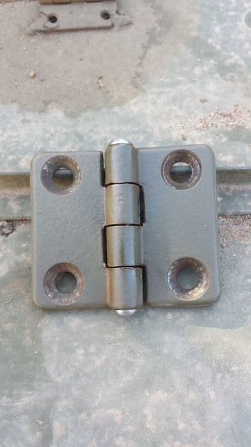 Hinge_pin_repair_1_