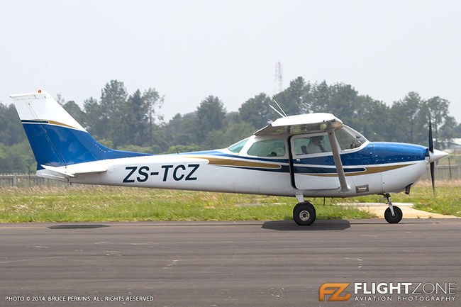Cessna 172 Skyhawk ZS-TCZ Grand Central Airport FAGC