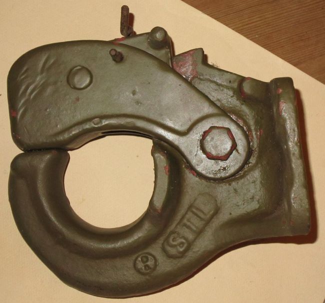 Wartime pintle hook