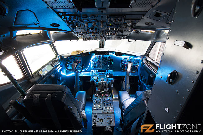 Boeing 737 Cockpit Lanseria Airport FALA