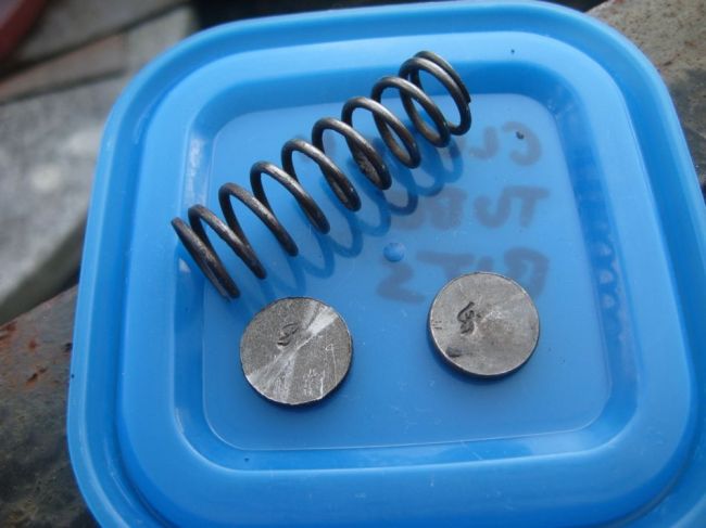 Clutch Tube washers &amp; spring