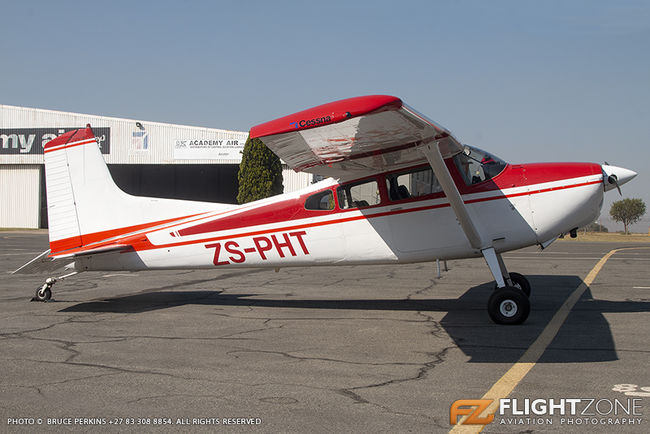 Cessna A185F Skywagon ZS-PHT Rand Airport FAGM 185