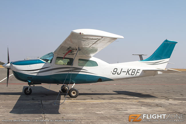 Cessna 210 Centurion 9J-KBF Rand Airport FAGM