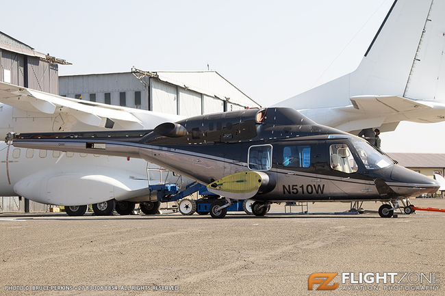 Bell 222B N510W Rand Airport FAGM 222 CN 47133