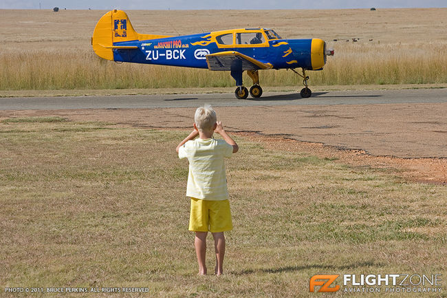 Yak-18T ZU-BCK Parys Airfield FAPY