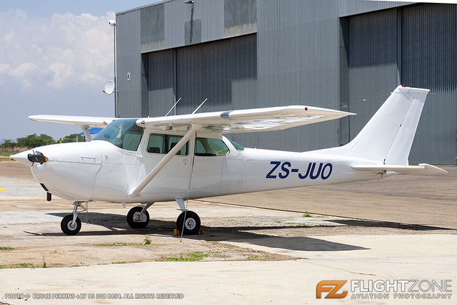 Cessna 172 Skyhawk ZS-JUO Grand Central Airport FAGC