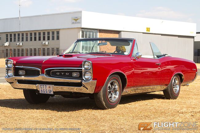 Pontiac GTO Convertible Rand Airport FAGM Car