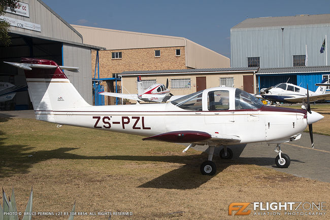 Piper PA-38-112 Tomahawk ZS-PZL Rand Airport FAGM